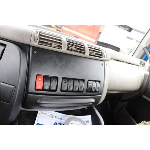 2013 DAF CF-45819648