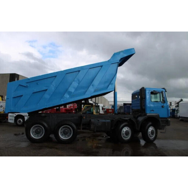 1989 مان 50-45819672