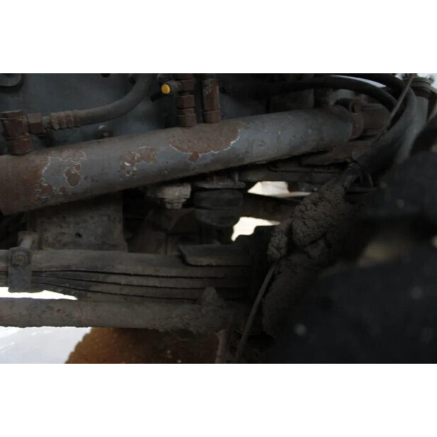 1989 مان 50-45819678