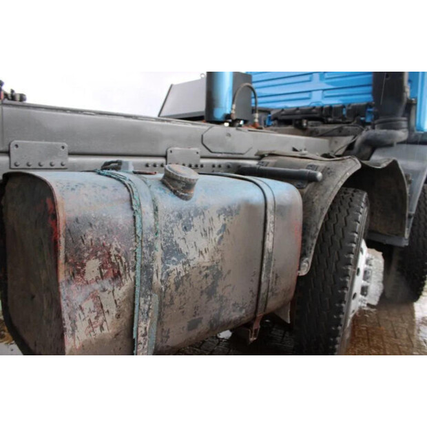 1989 مان 50-45819688