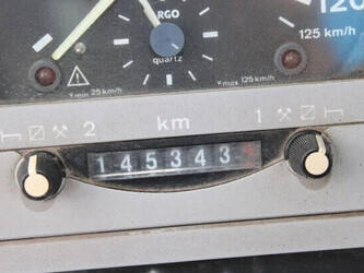 1989-man-50-45819700