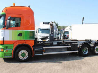2013-scania-r440-1428902-45819758