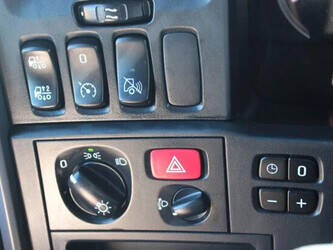 2013-scania-r440-1428902-45819768