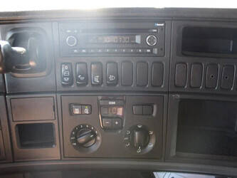 2013-scania-r440-1428902-45819775