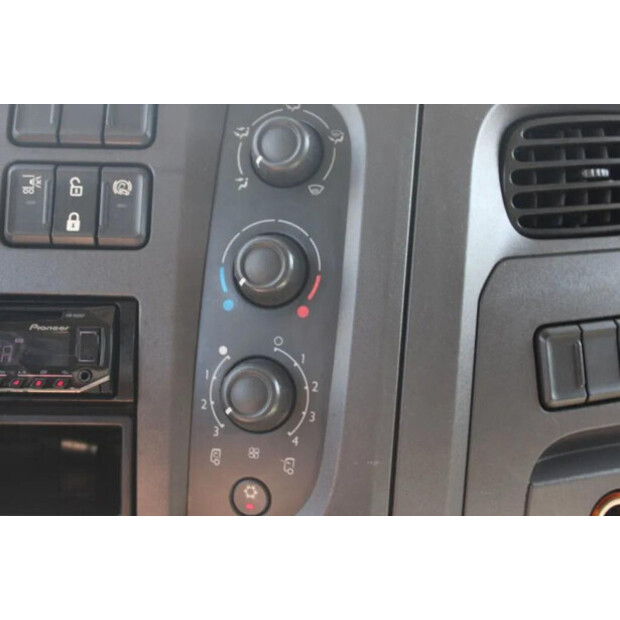 2014 DAF LF 180-45819805