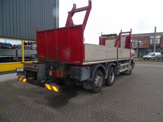 2010-mercedes-benz-axor-1428910-45820015