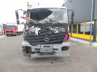 2010-mercedes-benz-axor-1428910-45820018
