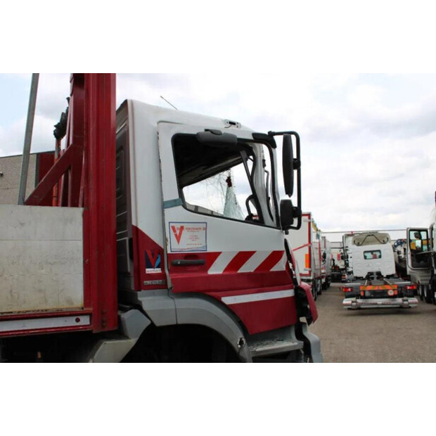 2010 Mercedes-Benz AXOR-45820025