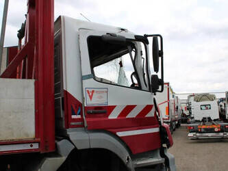 2010-mercedes-benz-axor-1428910-45820025