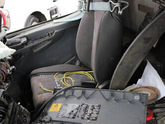 2010-mercedes-benz-axor-1428910-45820037