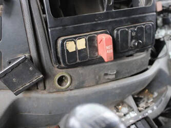 2010-mercedes-benz-axor-1428910-45820040