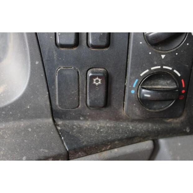 2010 Mercedes-Benz AXOR-45820043