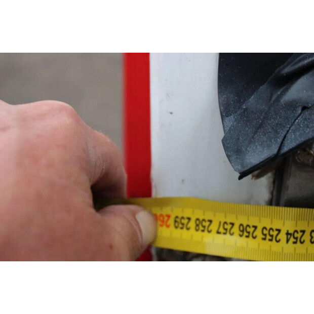 2010 Mercedes-Benz AXOR-45820048