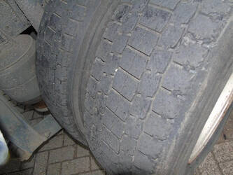 2010-mercedes-benz-axor-1428910-45820054