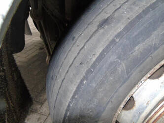 2010-mercedes-benz-axor-1428910-45820057