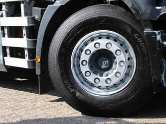 2012-iveco-stralis-1428912-45820107