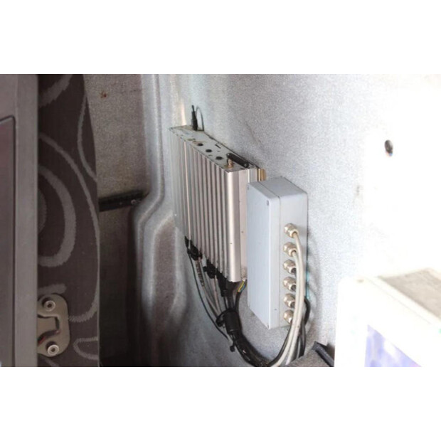 2012 Iveco STRALIS-45820129