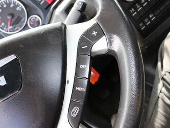 2017-man-tgx-18-480-1428915-45820215