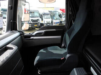 2017-man-tgx-18-480-1428915-45820237