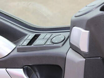 2017-man-tgx-18-480-1428915-45820238