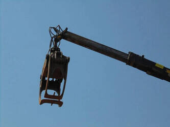 2011-scania-r730-1428917-45820315