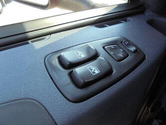 2011-scania-r730-1428917-45820323