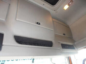 2014-daf-cf400-1428920-45820424