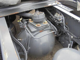 2014-daf-cf400-1428920-45820435