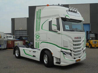 2020-iveco-s-way-1428922-45820491