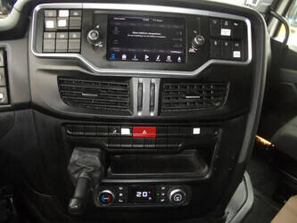 2020-iveco-s-way-1428922-45820499