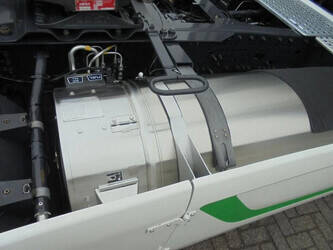 2020-iveco-s-way-1428922-45820518