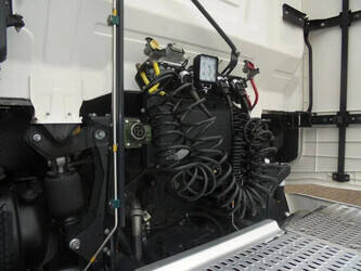 2020-iveco-s-way-1428922-45820520