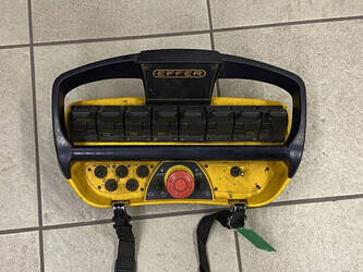 2013-mercedes-benz-actros-1846-1428923-45820541