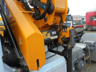 2013-mercedes-benz-actros-1846-1428923-45820549