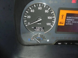 2013-mercedes-benz-actros-1846-1428923-45820573