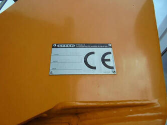 2013-mercedes-benz-actros-1846-1428923-45820581