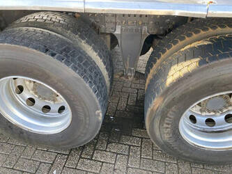 2009-volvo-fm-370-45820619