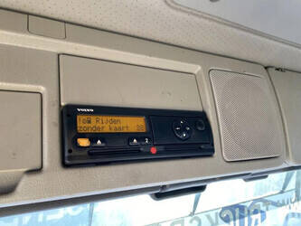 2009-volvo-fm-370-45820624