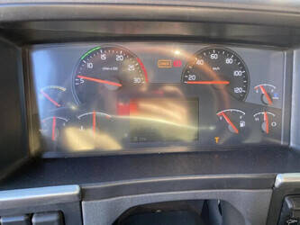 2009-volvo-fm-370-45820633