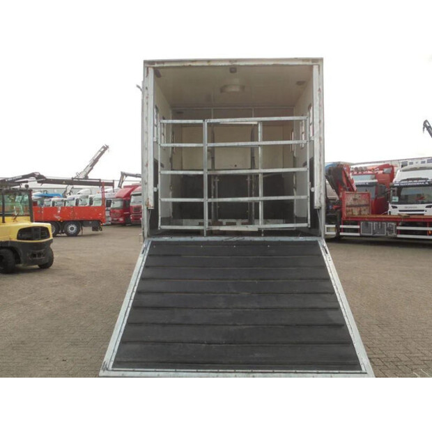 2006 فولفو FM-45820752