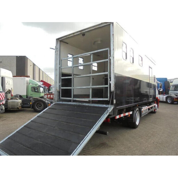 2006 فولفو FM-45820756