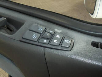 2006-volvo-fm-1428929-45820763