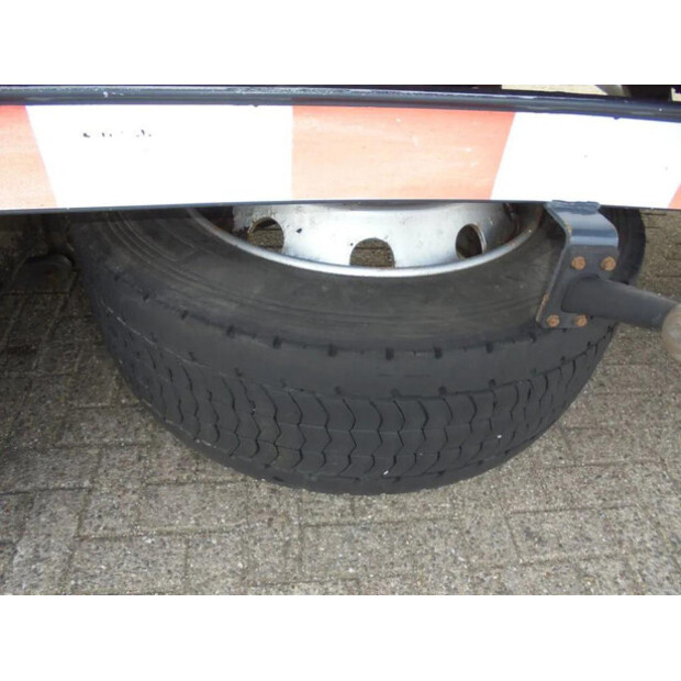 2006 فولفو FM-45820764