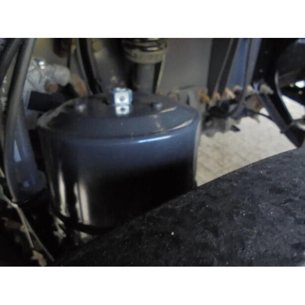 2006 فولفو FM-45820768