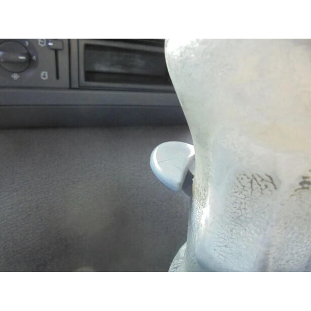 2006 فولفو FM-45820770