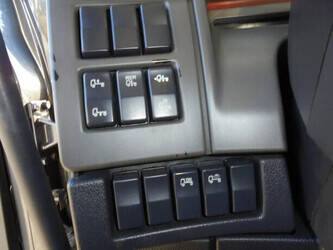 2012-renault-premium-1428932-45820851