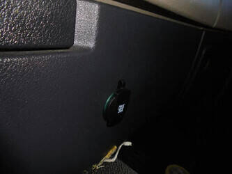 2012-renault-premium-1428932-45820856