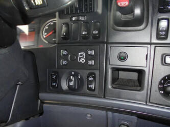 2012-scania-r500-v8-1428933-45820876