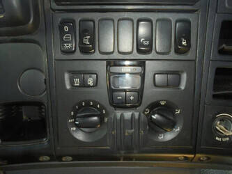 2006-scania-r470-1428934-45820920