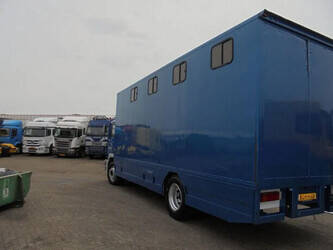 2001-man-12-45820962